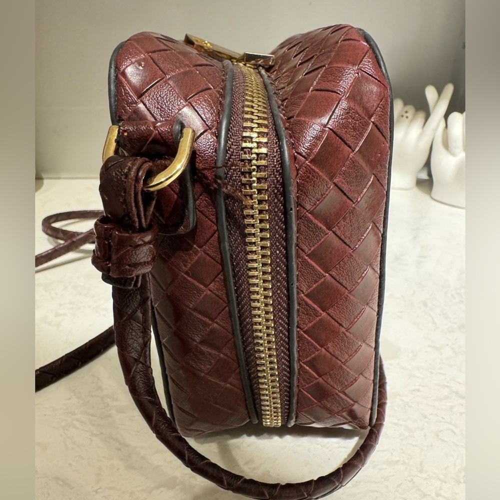 Brown Woven Crossbody Bag - Picture 12 of 16